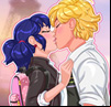 Miraculous LadyBug et Cat Noir s'embrassent